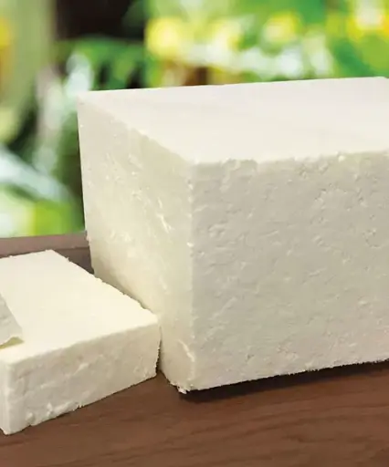 Queso Duro Artesanal 1/2 Lb